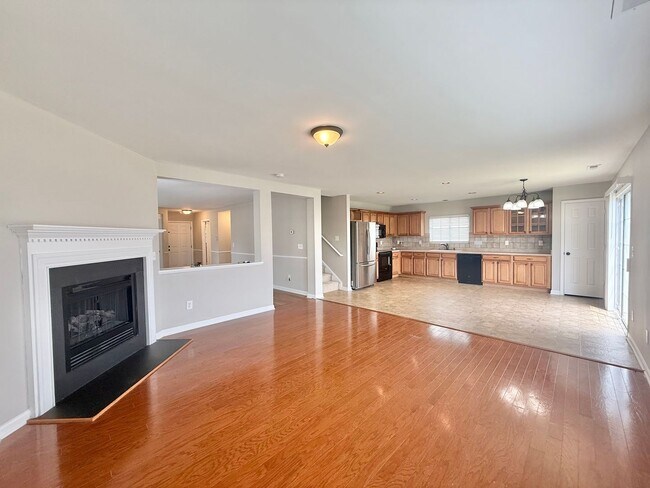 Building Photo - 6016 Namozine Ct