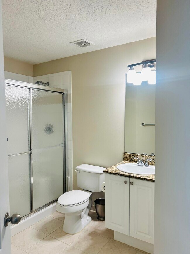 Building Photo - 11021 Legacy Dr
