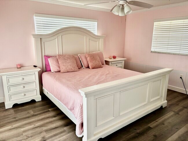 Building Photo - 381 Delido Ct