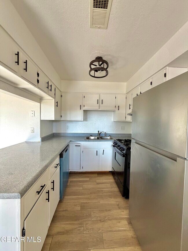 Building Photo - 10501 Cozumel Ln