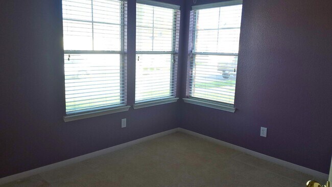 Building Photo - 21842 Grassy Hill Ln