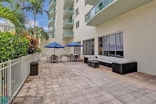Building Photo - 19390 Collins Ave
