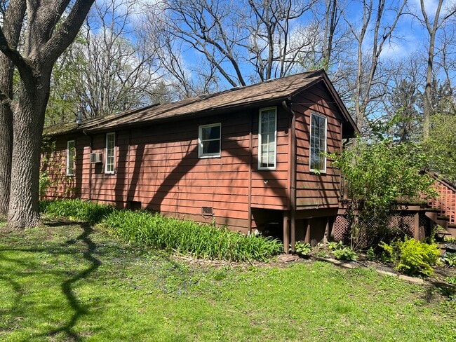 Building Photo - 6N403 State Rte 31