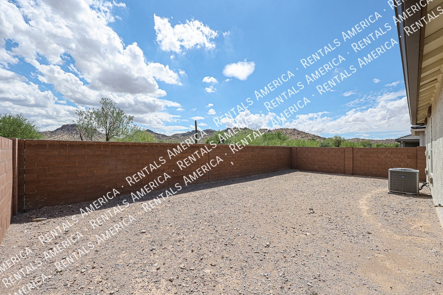 Building Photo - 8845 S 165th Ave