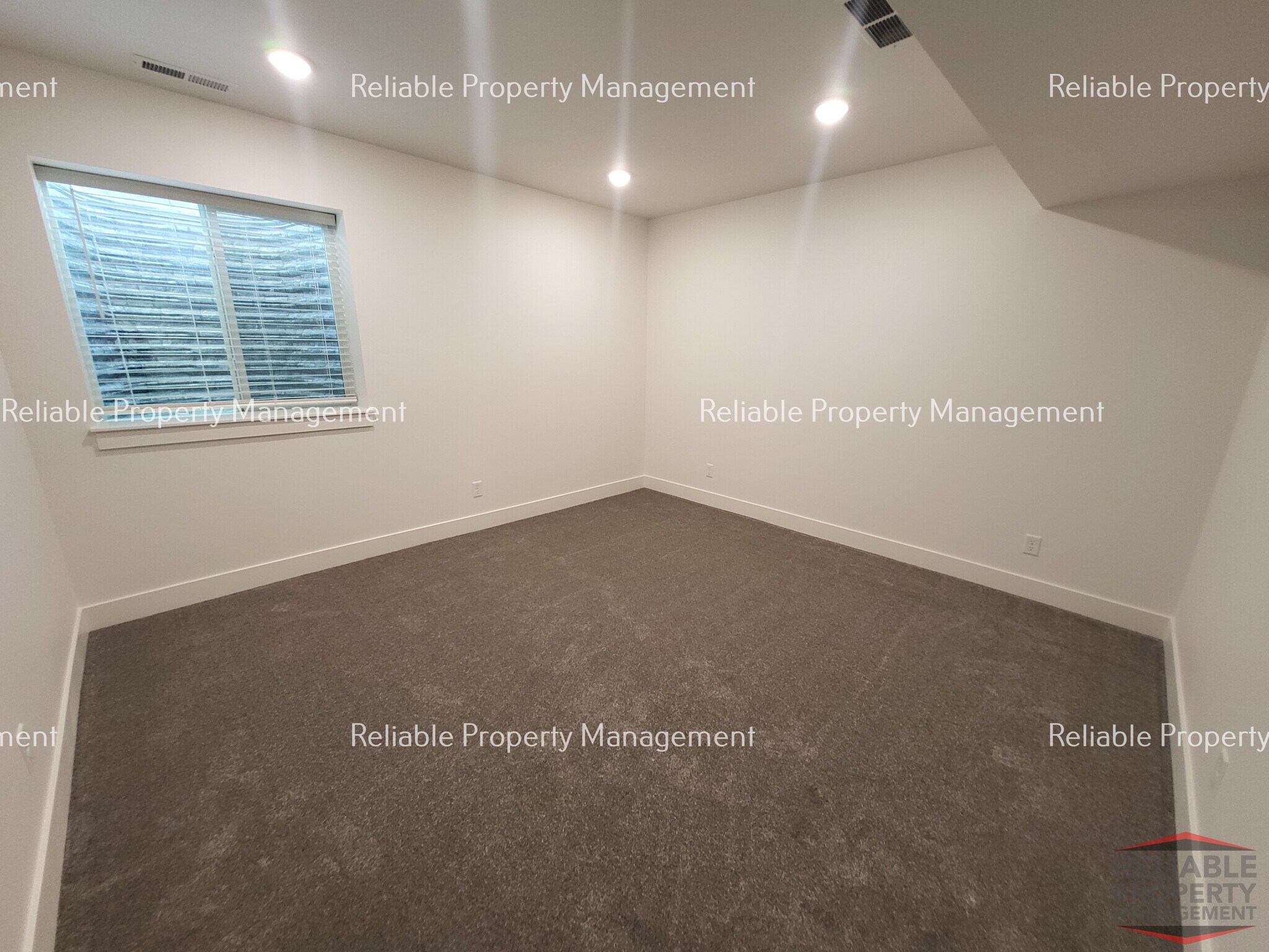 Building Photo - 341 Eliza Joy Ln