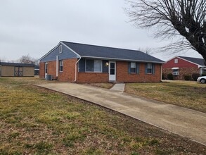 Building Photo - Updated 3 Bedroom, 1 bath with Large Backyard!