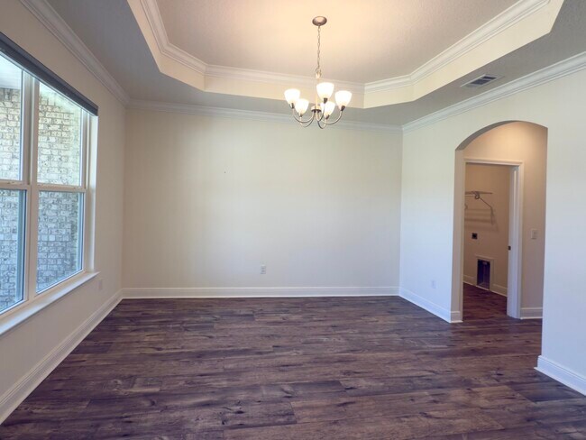 Building Photo - 296 Symphony Way