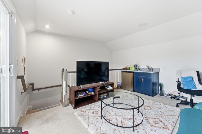 Building Photo - 2818 Dart Dr