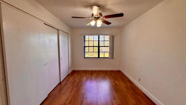 Building Photo - 1746 Harborside Cir