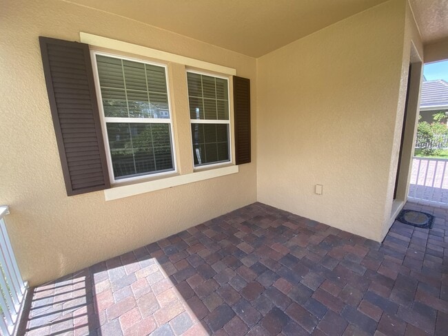 Building Photo - 7582 Lake Albert Dr