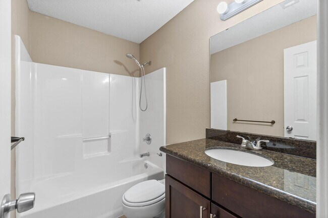 Building Photo - 7968 Lola Cir