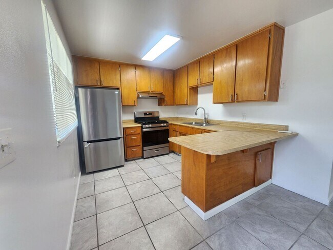 Building Photo - 6349 Ocotillo Ave