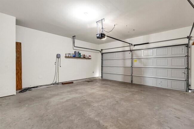 Building Photo - 1017 Misty Patch Dr