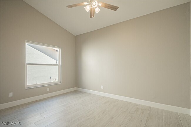 Building Photo - 16404 Kelly Woods Dr