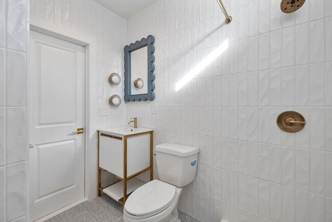 Building Photo - 45 Conklingtown Rd