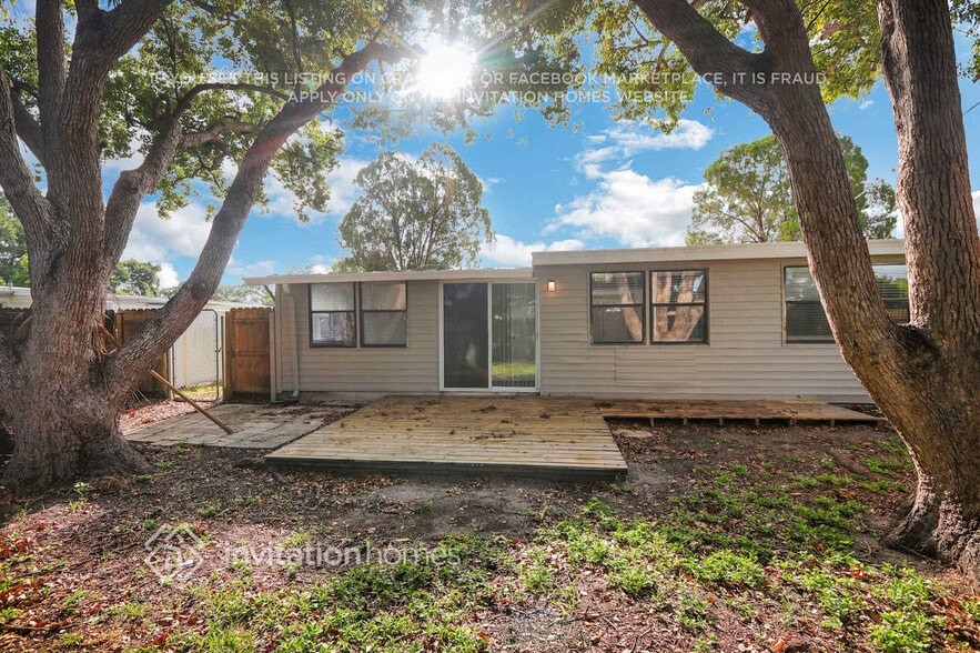 Building Photo - 11630 106th St