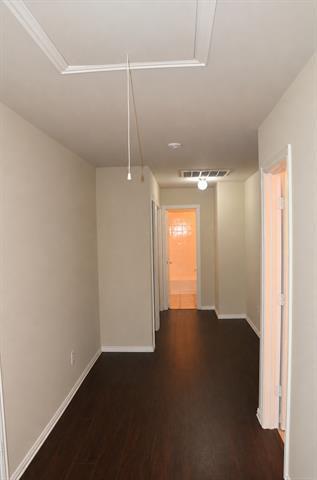 Building Photo - 404 Hummingbird Dr