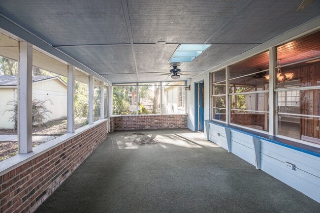 Building Photo - Glynlea Park