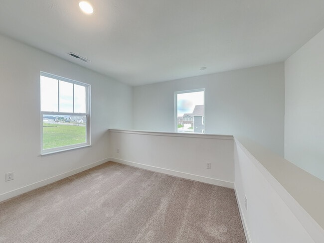 Building Photo - 1712 Mantis Wy