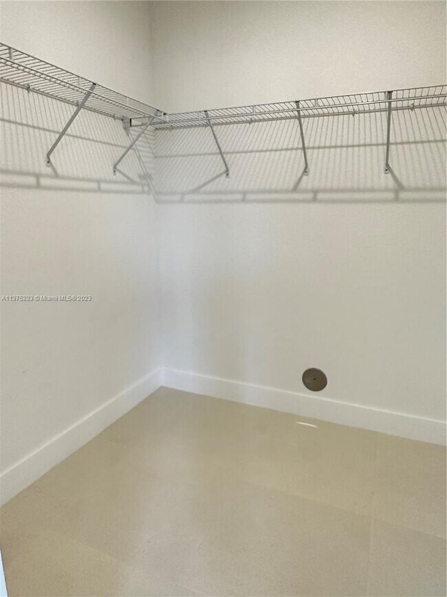 Building Photo - 14580 SW 22nd St