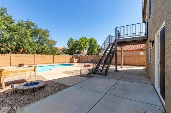 Building Photo - 875 N Ithica Ct