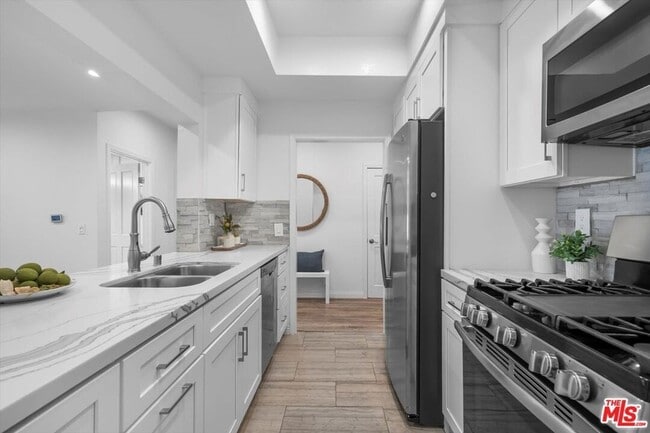 Building Photo - 1650 Veteran Ave