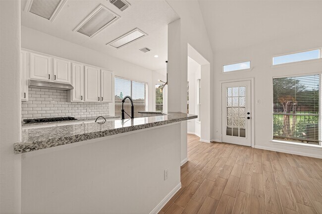 Building Photo - 3206 Shadowfern Ct