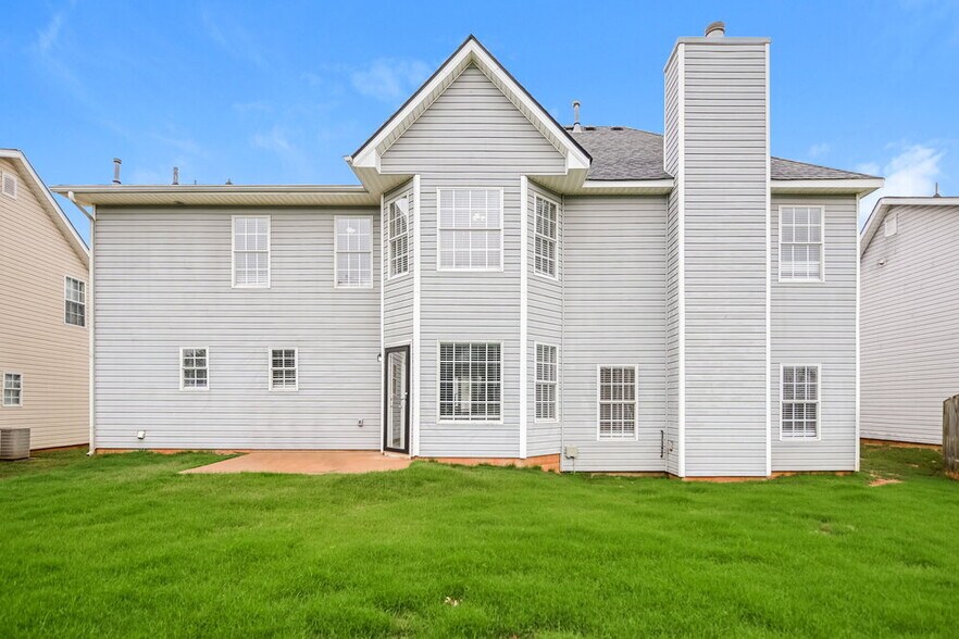 Building Photo - 20 Hazelhurst Dr