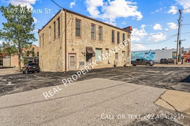 Building Photo - 409 W Main St