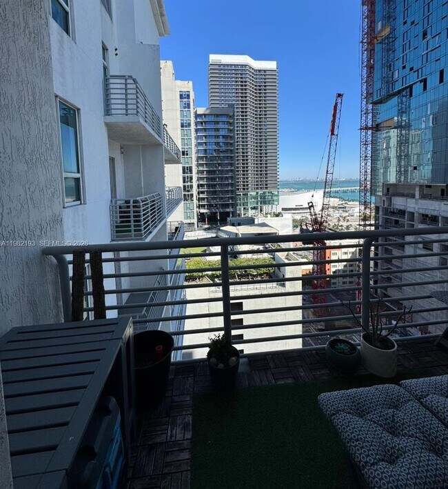 Building Photo - 234 NE 3rd St