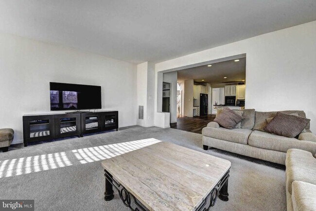 Building Photo - 110 Hunton Dr