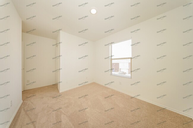 Building Photo - 1938 Wolford Wy