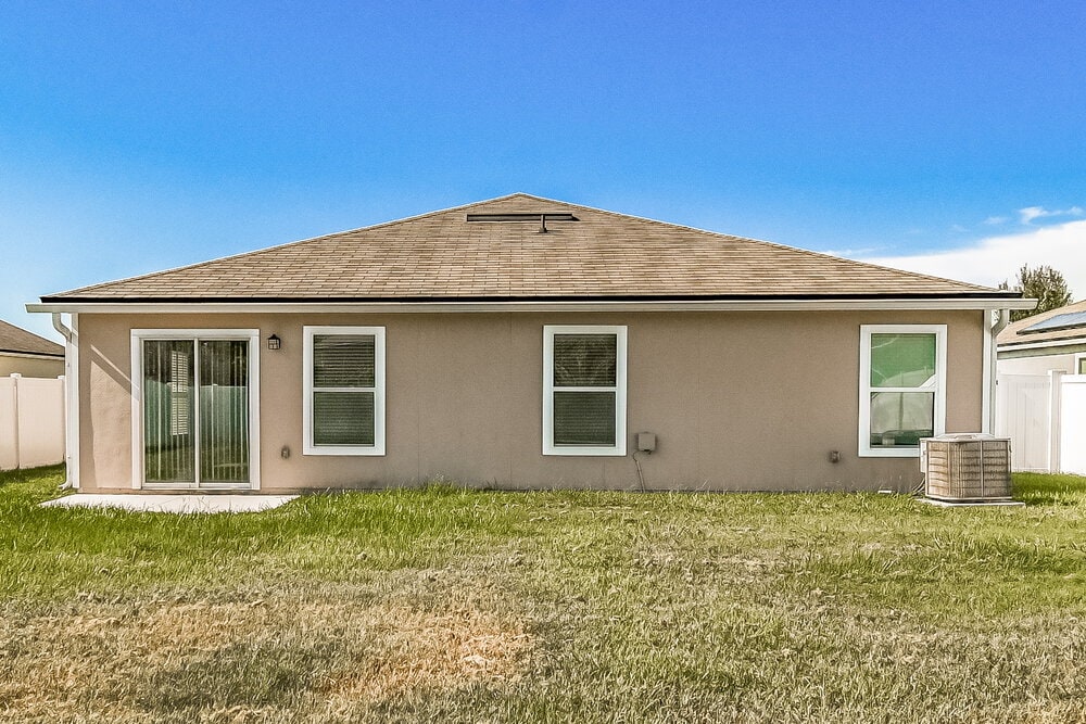 Building Photo - 95339 Mistwood Ct