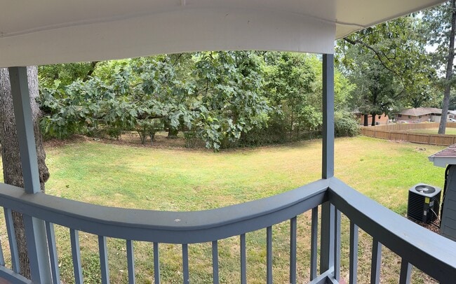 Building Photo - 54 Carolyn Ln