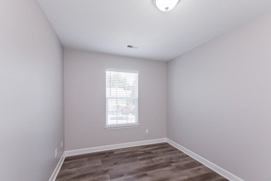 Building Photo - 5012 Revelation Way