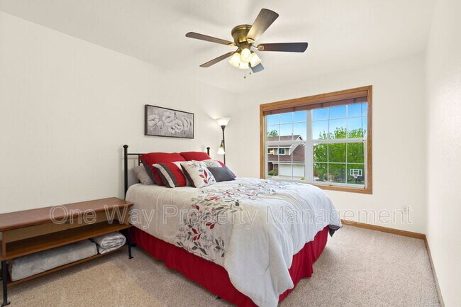 Building Photo - 508 Parkwood Dr