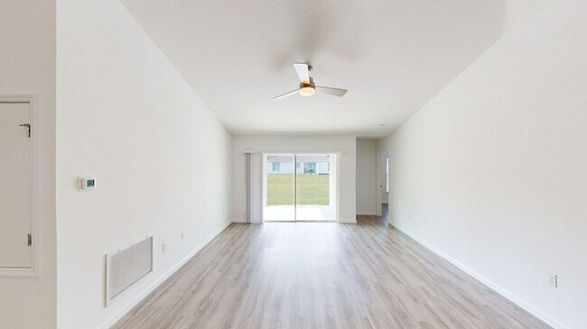 Building Photo - Beautiful 4/2 Cul-De-Sac Home in Palm Coast