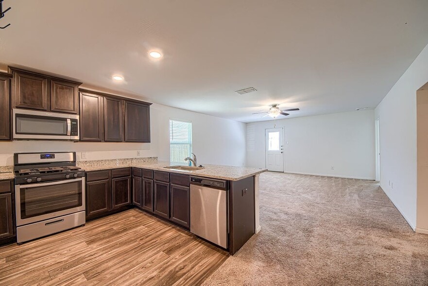 Building Photo - 3150 jackson