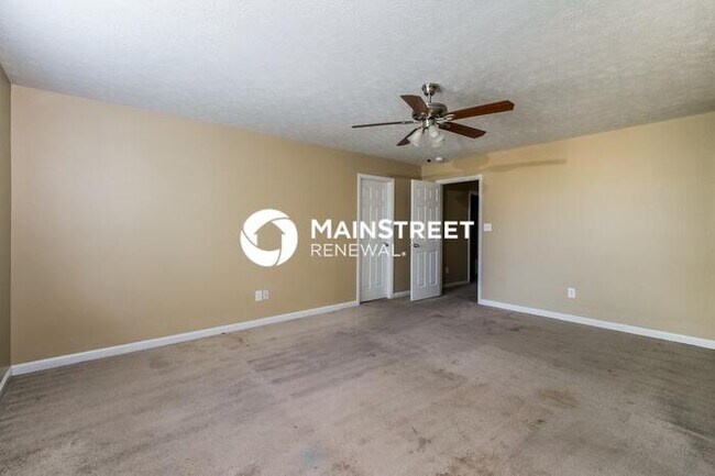 Building Photo - 3 Bedroom Pet-Friendly Home in Lawrence, I...