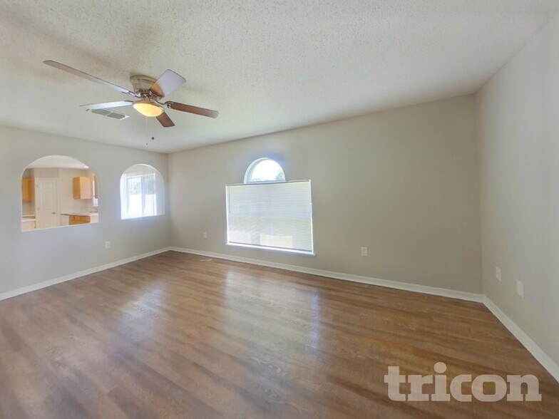 Building Photo - 5512 Treig Ln