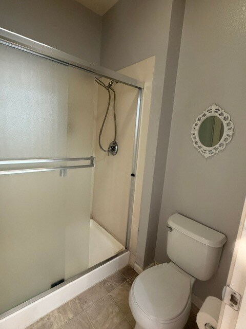 Building Photo - Ceres 3 Bedroom 2 Bathroom Home