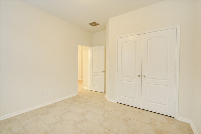 Building Photo - 24018 Adobe Ridge Ln