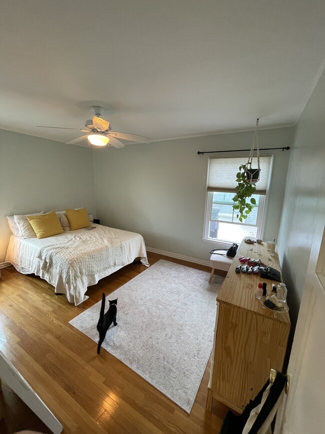 Building Photo - 5522 Edgewood Pl