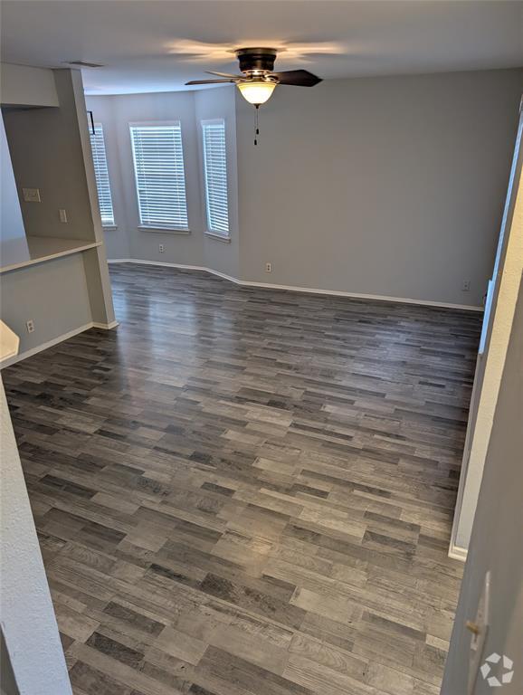Building Photo - 2102 Kirksey Dr