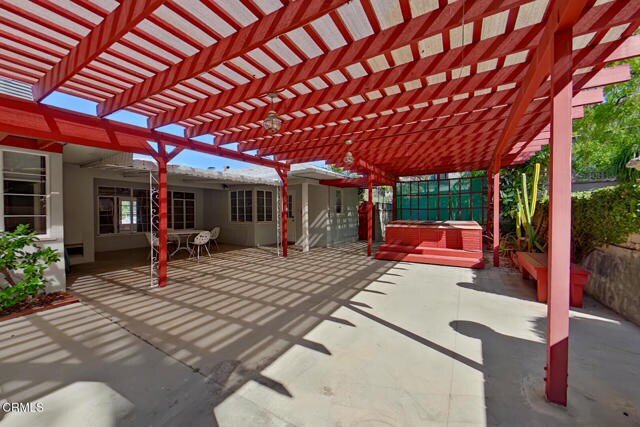 Building Photo - 1462 Glengarry Rd