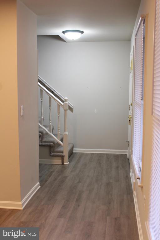Building Photo - 2103 Foxfire Dr