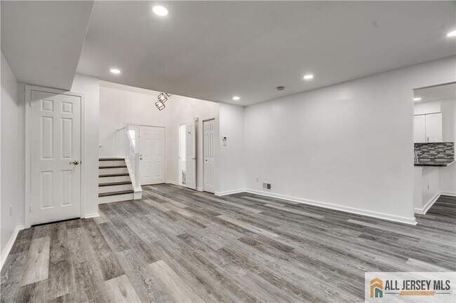 Building Photo - 130 Winchester Way