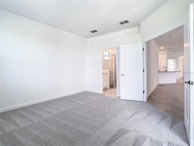 Building Photo - 15925 Clear Skies Pl