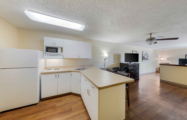 Building Photo - Furnished Studio-Los Angeles - Arcadia
