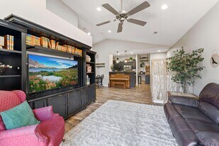 Building Photo - 1546 W 110 N